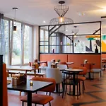 - The Niu, Blade By Ihg 4*