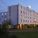 - The Niu, Blade By Ihg