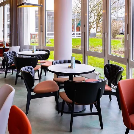 - The Niu, Blade By Ihg 4* זולינגן