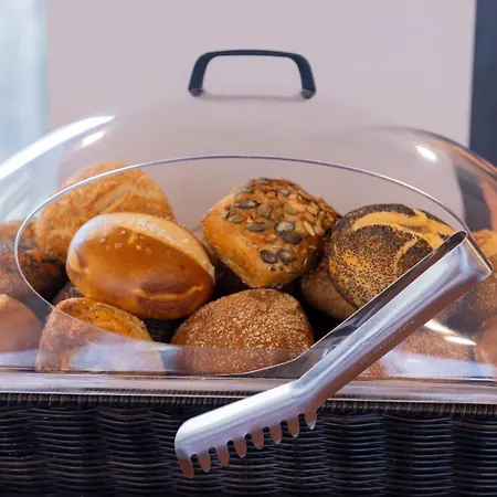 - The Niu, Blade By Ihg