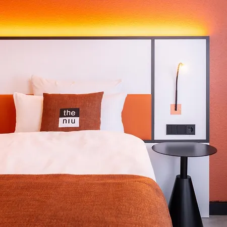 - The Niu, Blade By Ihg Hotel 4*