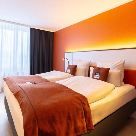 - The Niu, Blade By Ihg 4*