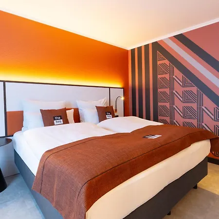 - The Niu, Blade By Ihg Hotel