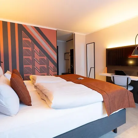 - The Niu, Blade By Ihg Hotel 4*