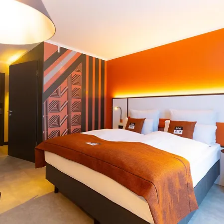 Hotel - The Niu, Blade By Ihg 4*