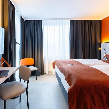 - The Niu, Blade By Ihg 4* Solingen