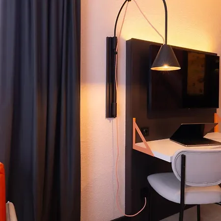 - The Niu, Blade By Ihg Hotel Solingen