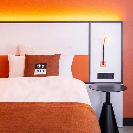 - The Niu, Blade By Ihg 4*