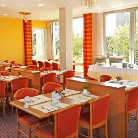 - The Niu, Blade By Ihg מלון זולינגן