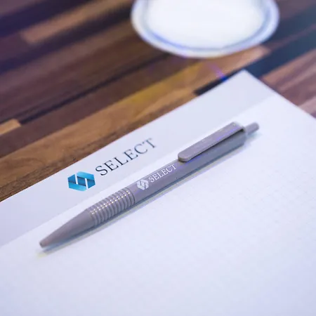 - The Niu, Blade By Ihg 졸링겐