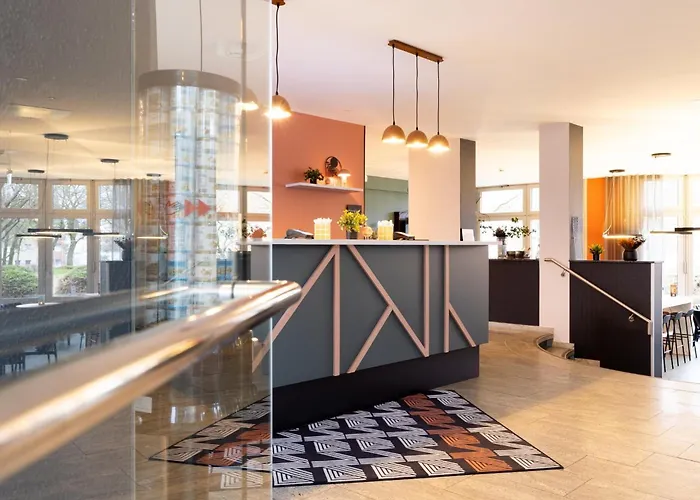 - The Niu, Blade By Ihg