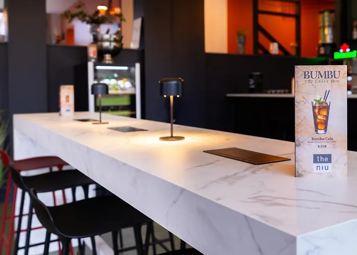 - The Niu, Blade By Ihg 4*