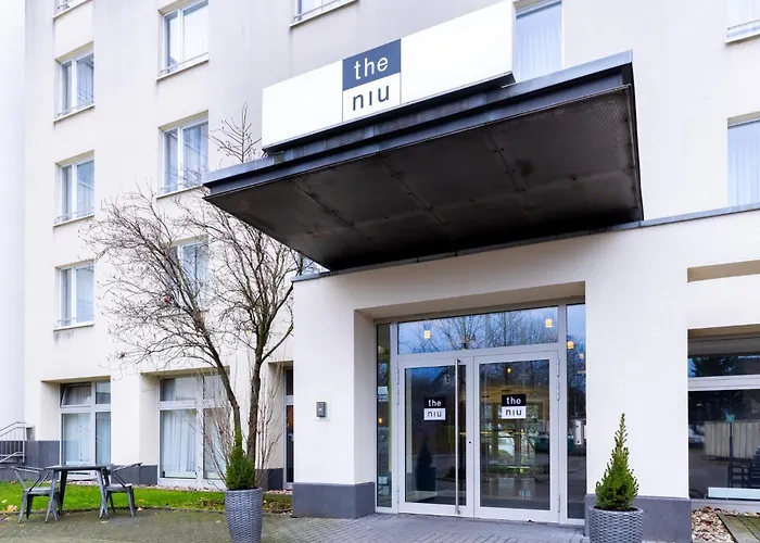 - The Niu, Blade By Ihg 4*