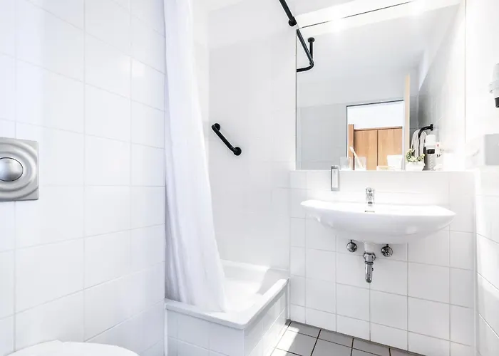 - The Niu, Blade By Ihg 酒店