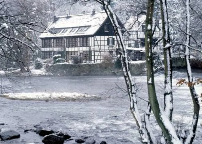 - The Niu, Blade By Ihg Hotel