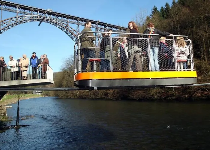 - The Niu, Blade By Ihg